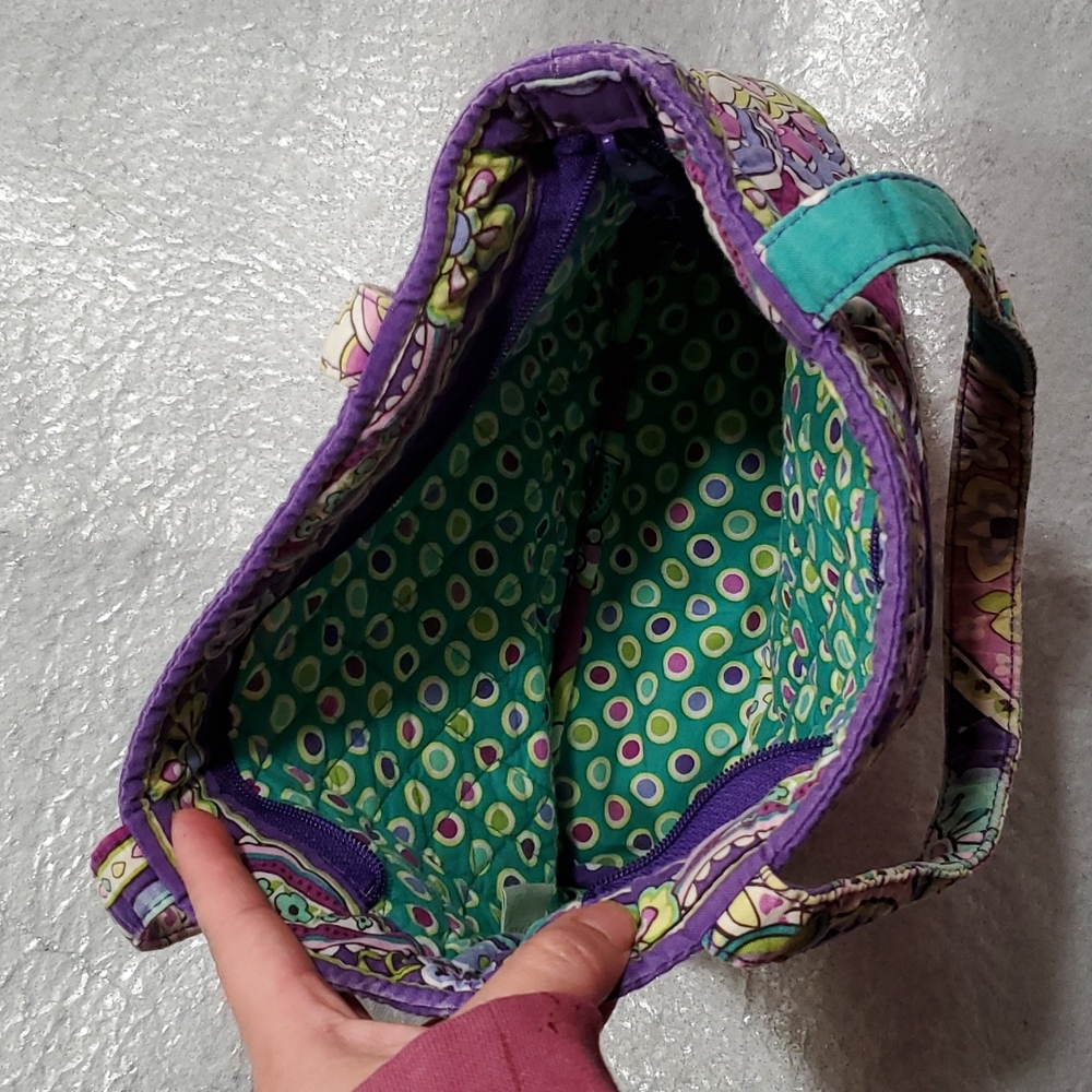 Vera Bradley Sholder Bag. - Picture 5 of 11